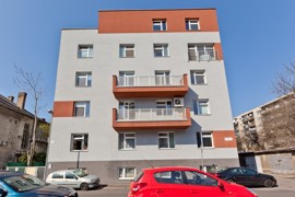 Rekonštrukcia a renovácia vily Bratislava z predu