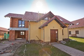 rozostavaný rodinný dom